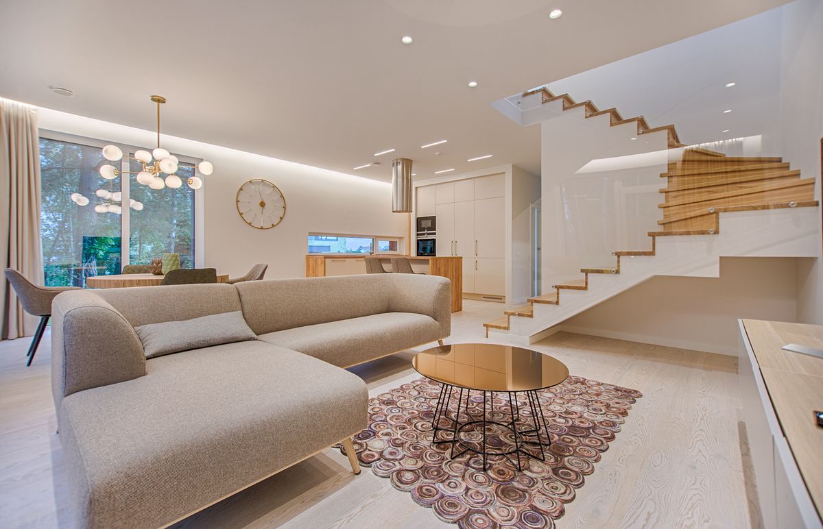 Bright, freshly-cleaned sunlit living room